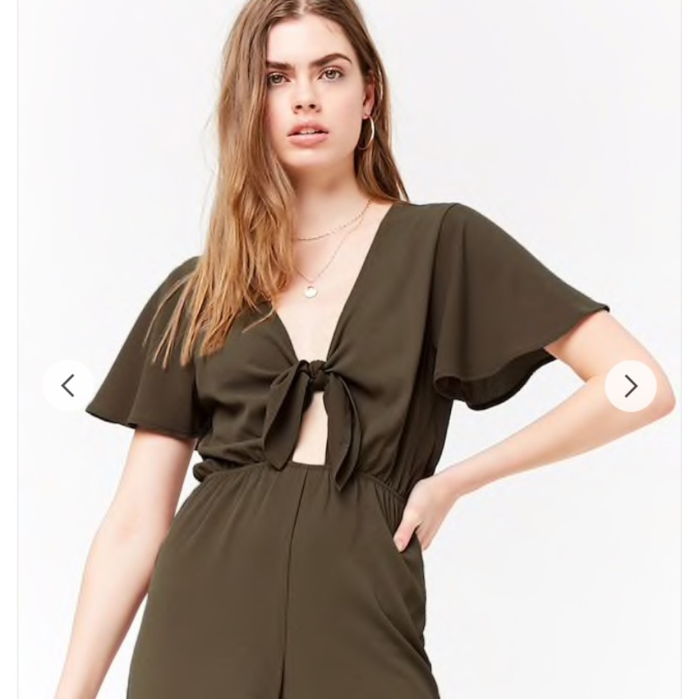 A Classic Stylish & Cute Jumpsuit